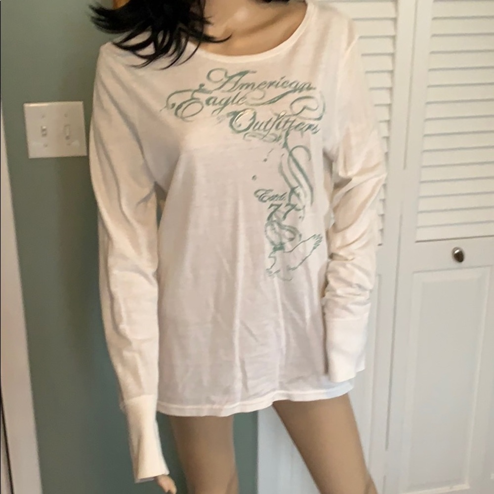 American Eagle long sleeve T size XL